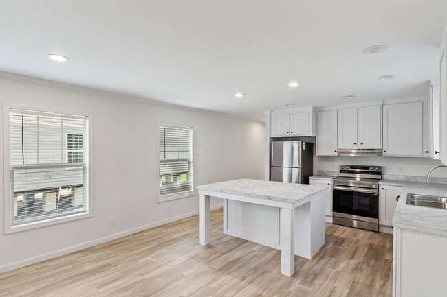 Foto del edificio - Paradise Village