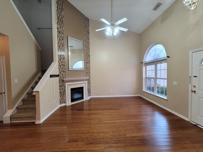 Foto del edificio - 2736 Mill Valley Ct