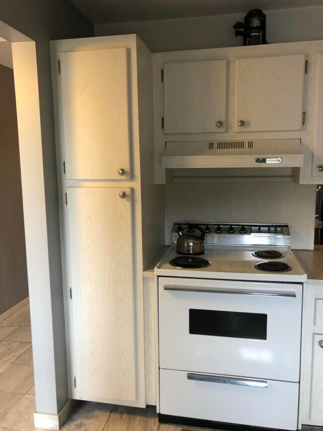 Building Photo - 4110 Tivoli Ct