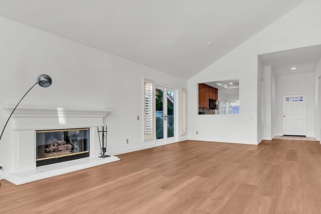 Building Photo - 54 Via Candelaria