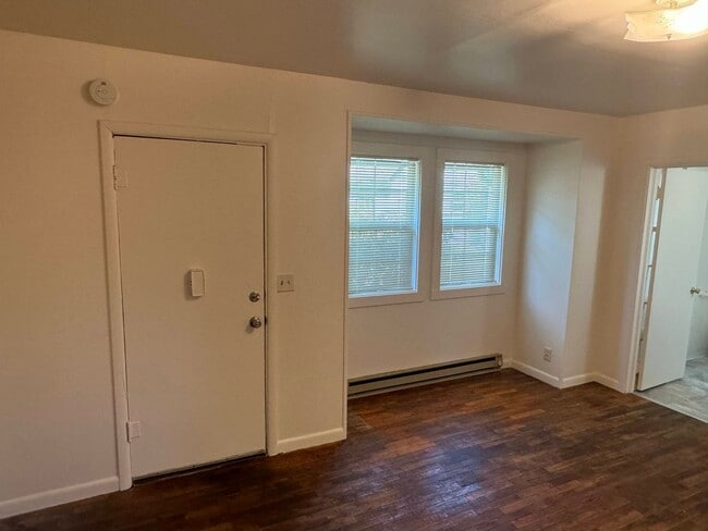 Photo - Studio in Eugene Townhome