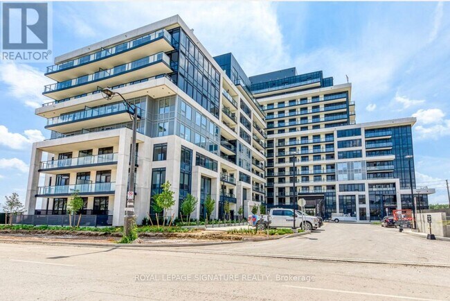 Photo du bâtiment - 3200-3200 William Coltson Ave