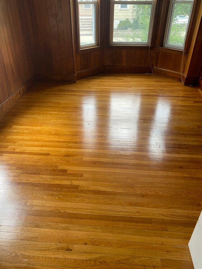 Foto del edificio - 71 Milton Ave