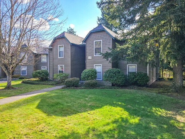 Building Photo - Coming Soon.  Ground level condo near Microsoft Campus! New Paint, New Carpet, and updates throug...