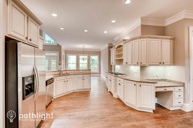 Foto del edificio - 1135 Gordon Combs Rd NW, Marietta, GA, 30064