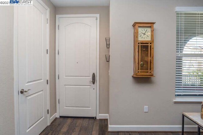 Foto del edificio - 3388 Giovanni Way