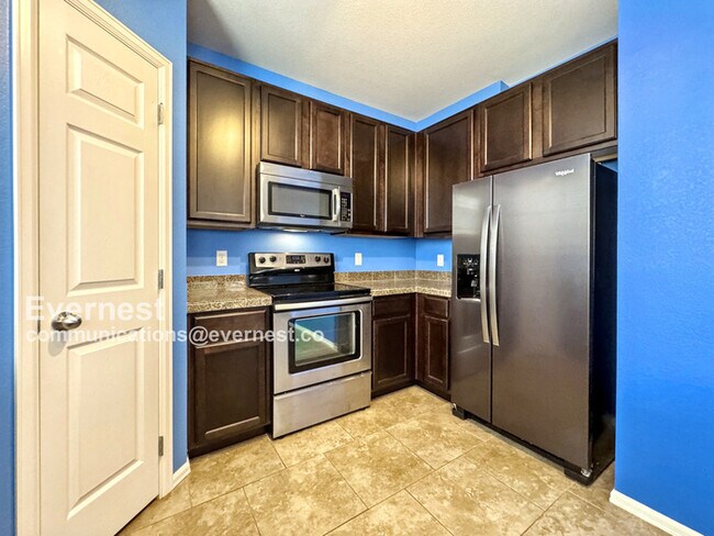 Foto del edificio - 9637 E 5th Ave