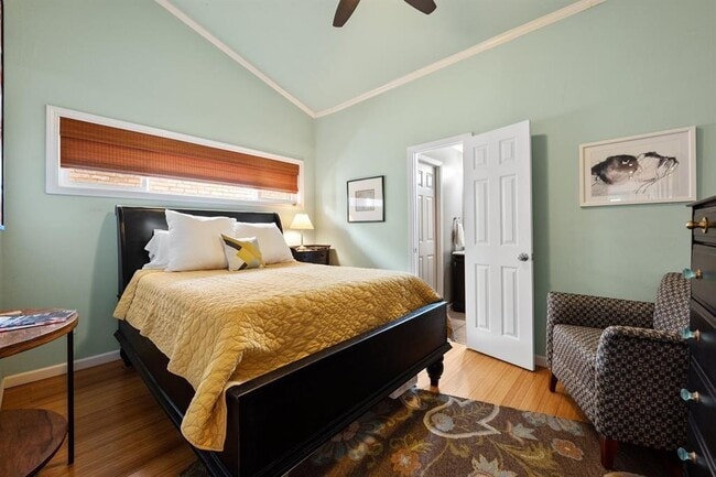 Building Photo - 1818 S Lakeshore Blvd