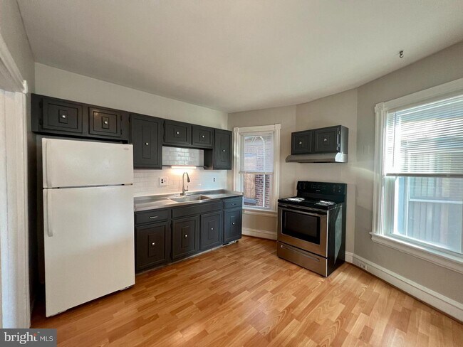 Foto del edificio - 1323 N Dupont St