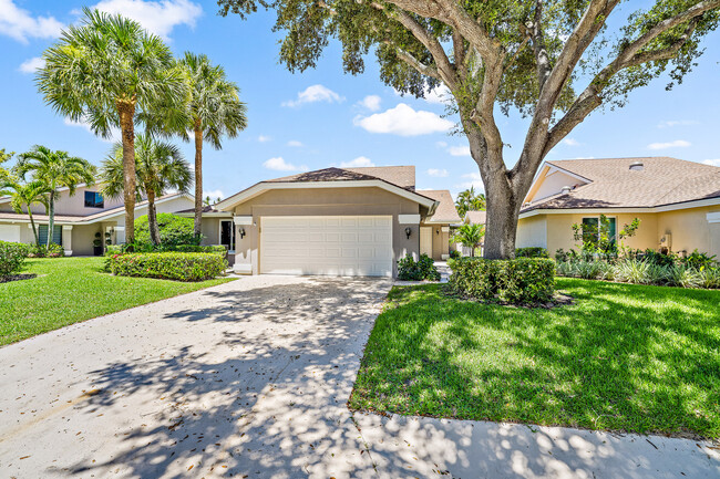 Building Photo - 310 Leeward Dr