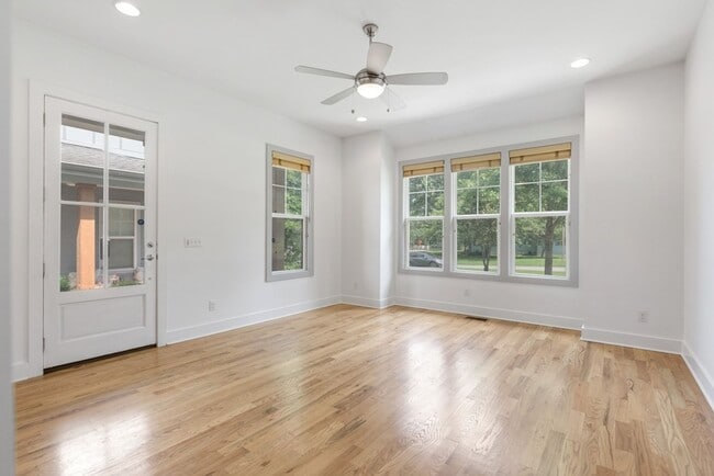 Foto del edificio - East Nashville Charmer