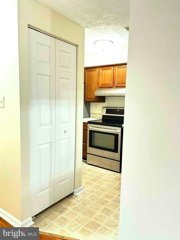 Foto del edificio - 803 Stratford Way