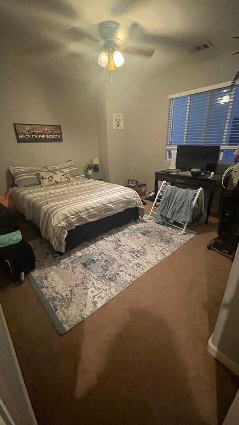 Foto principal - 453 Henley Pkwy