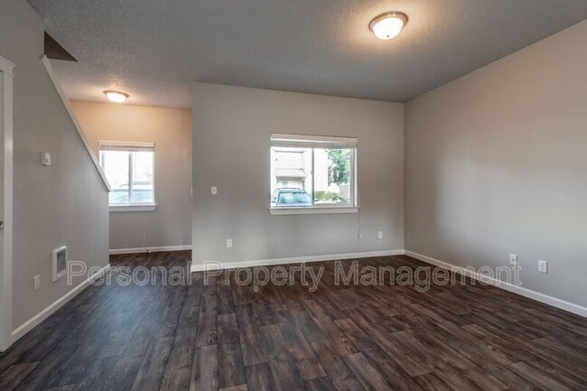 Foto del edificio - 12600 NE 49th St