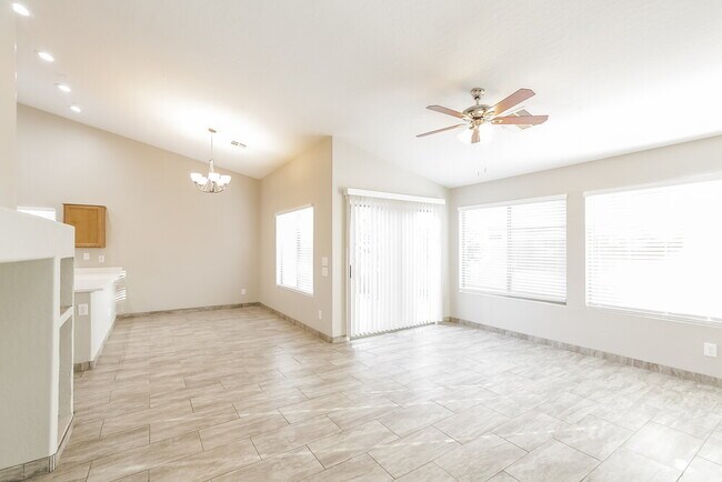 Foto del edificio - 5112 W Galena Cir