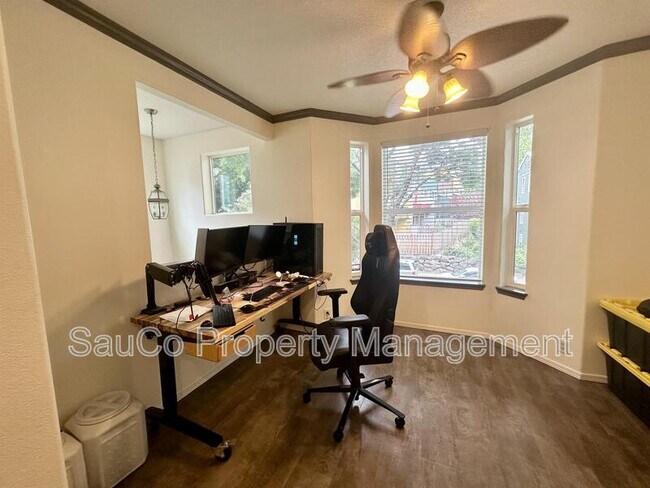 Building Photo - 20680 NW Sedona Ln