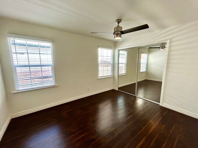 Building Photo - 12120 Havelock Ave