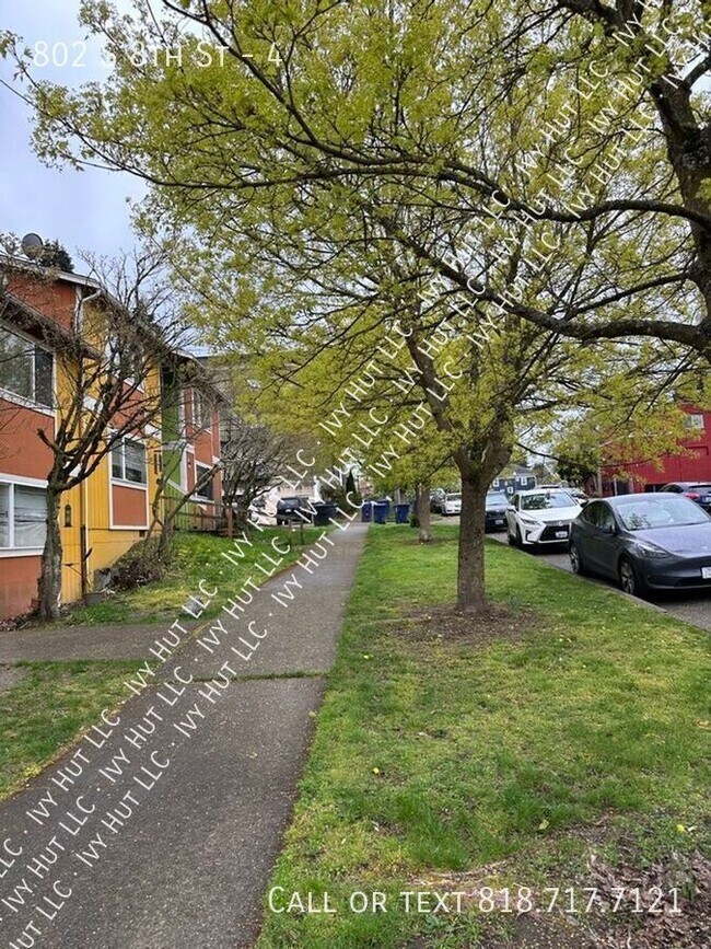 Foto del edificio - 802 S 8th St