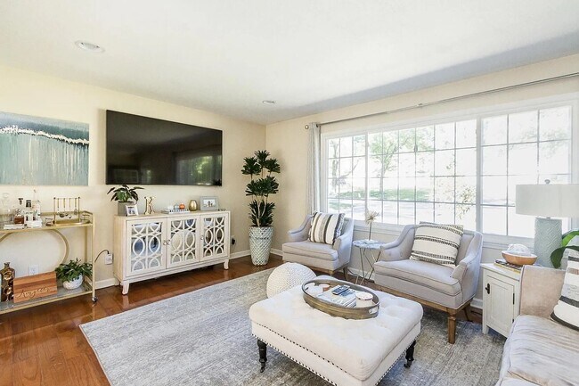 Foto del edificio - Gorgeous 3 Bedroom 2 Bathroom in Prairie V...