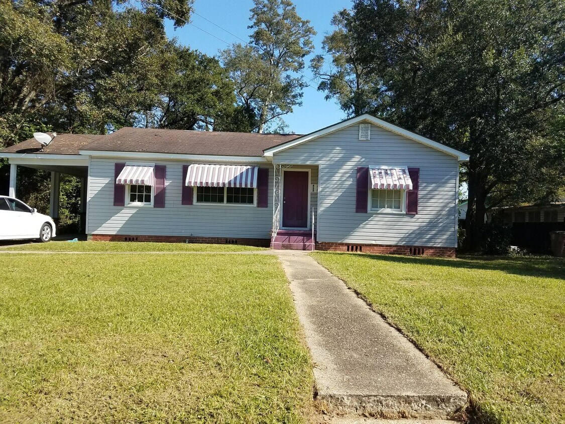 Primary Photo - 3 bed 1 bath for rent