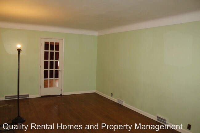 Building Photo - 3 br, 1.5 bath House - 408 Hastings St.