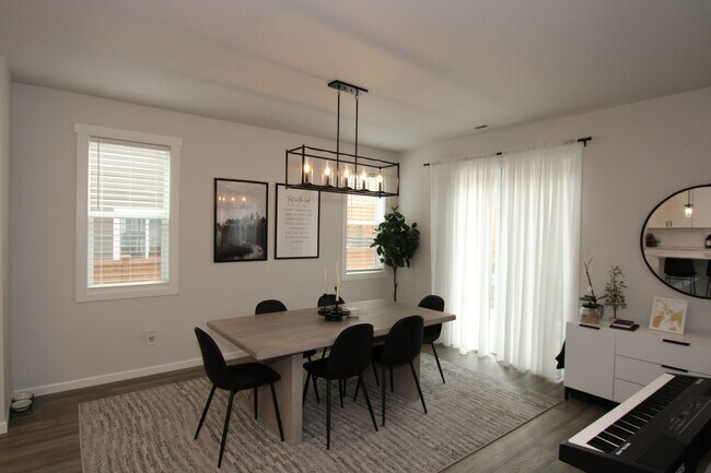 Foto del edificio - Stunning 3-Bedroom Gig Harbor Home with Bonus Room & A/C