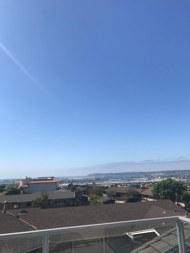 Primary Photo - Large Mission Hills 1 Bedroom with panoram...
