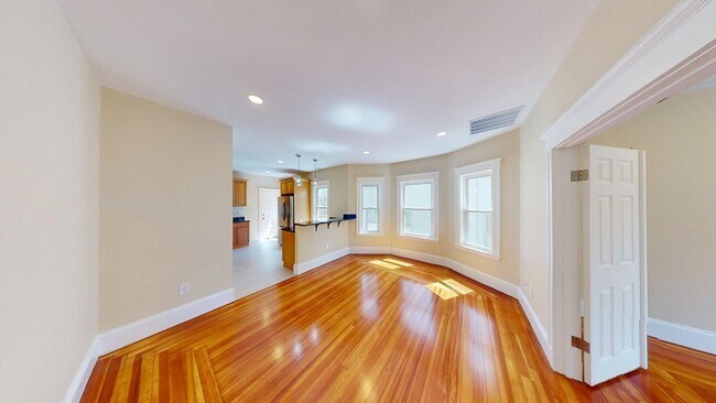 Foto del edificio - 27 Champney St