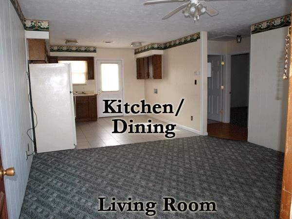 Building Photo - Beautiful 2 BR 1 BA Duplex