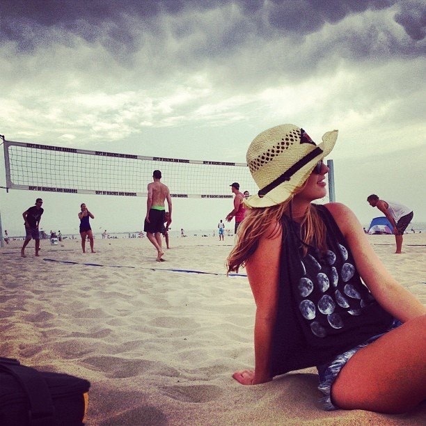 Playing and relaxing at the Beach - 207 Avenue C