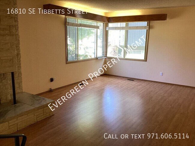 Building Photo - 4BR/2.5BA SPACIOUS! FULLY FENCED! ATTACHED...