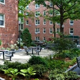 Foto del edificio - 6 Camelot Ct