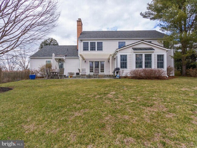 Building Photo - 9803 Spring Ridge Ln