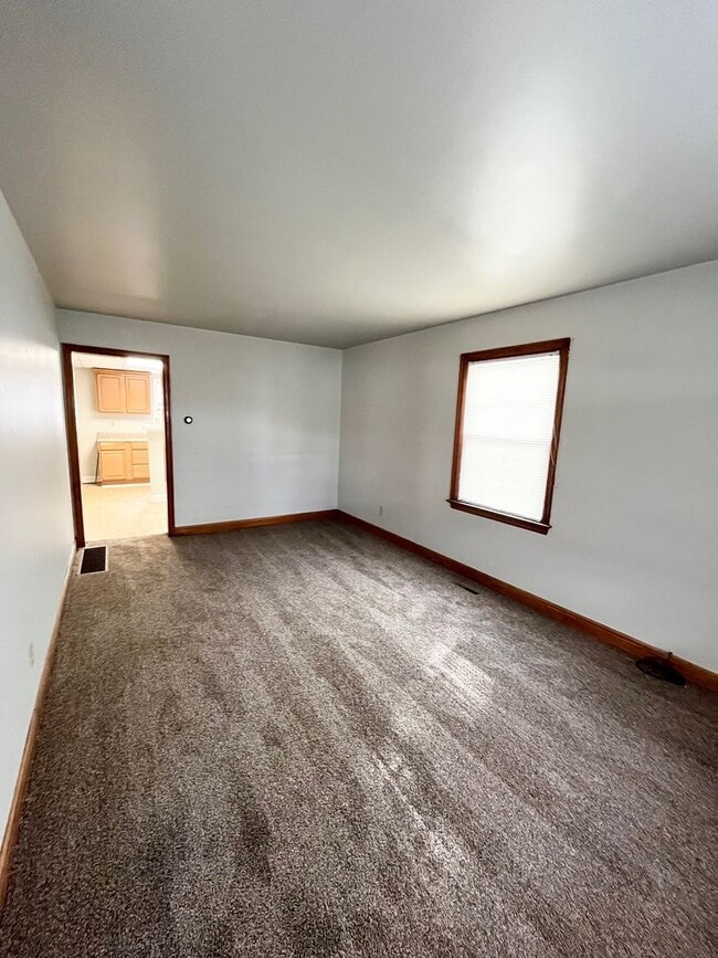 Building Photo - Charming 2 bedroom in Dunbar