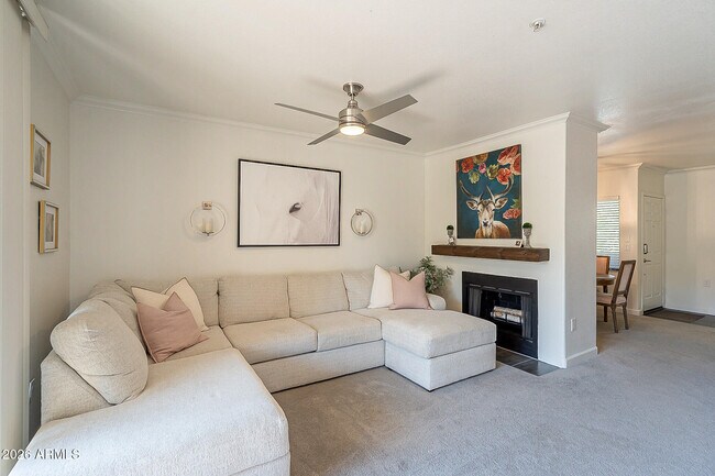 Foto del edificio - 7575 E Indian Bend Rd
