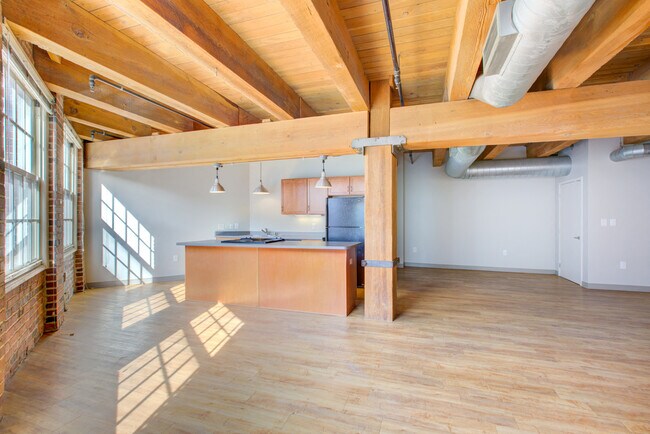 Foto del edificio - Clocktower Lofts