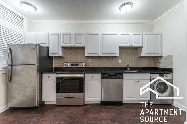 Foto del edificio - 3345 N Marshfield Ave