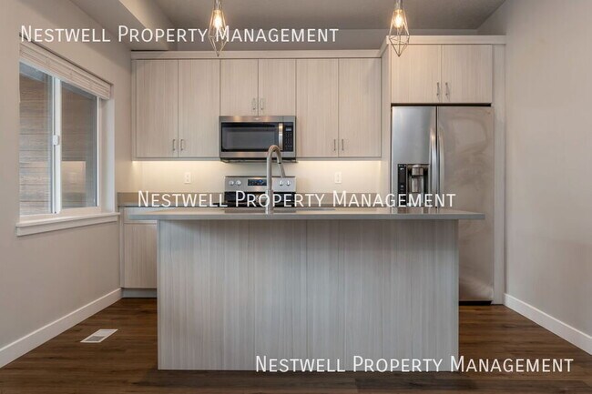 Building Photo - 12239 900 E