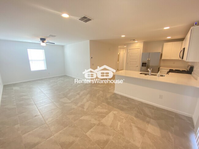 Foto del edificio - 17500 N Toledo Ave