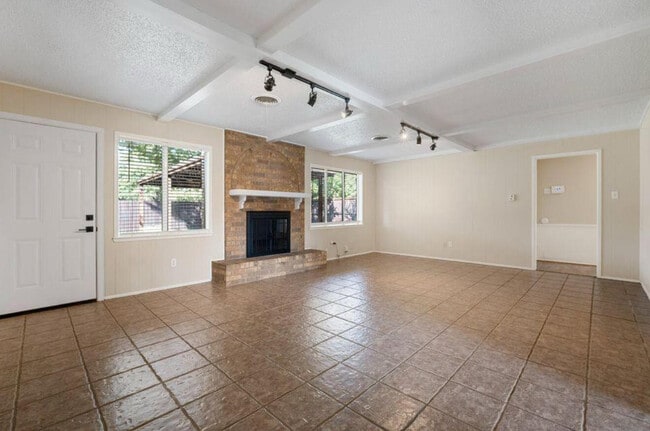 Building Photo - 4314 55th St