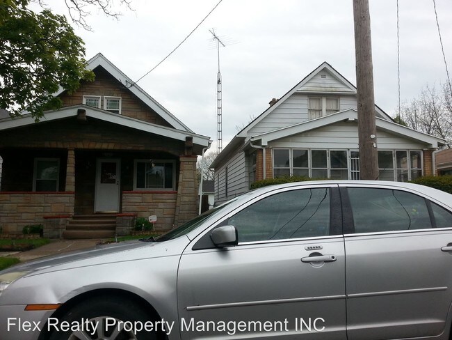 Foto del edificio - 2 br, 1 bath House - 334 E Hudson