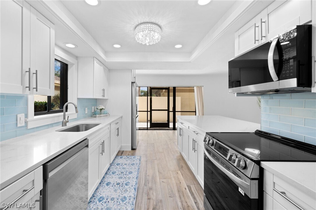 Foto principal - 517 Lake Louise Cir