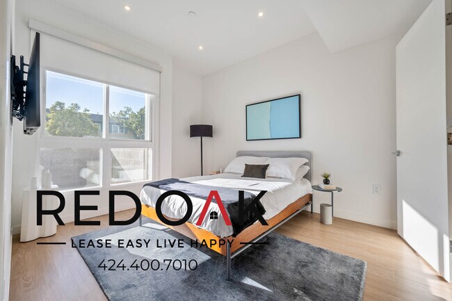 Foto del edificio - 8820 Belford Ave
