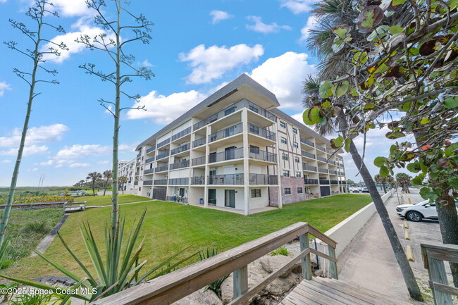 Foto del edificio - 383 N Atlantic Ave