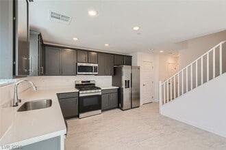 Building Photo - 313 Bay Village Pl