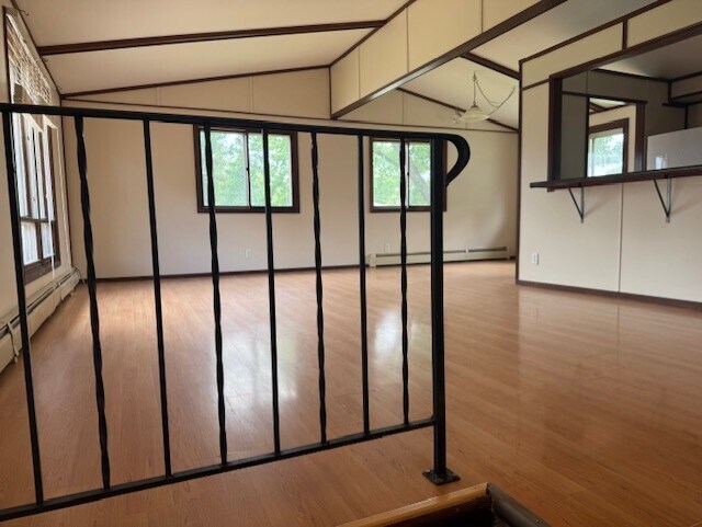 Foto del edificio - 2221 Root St