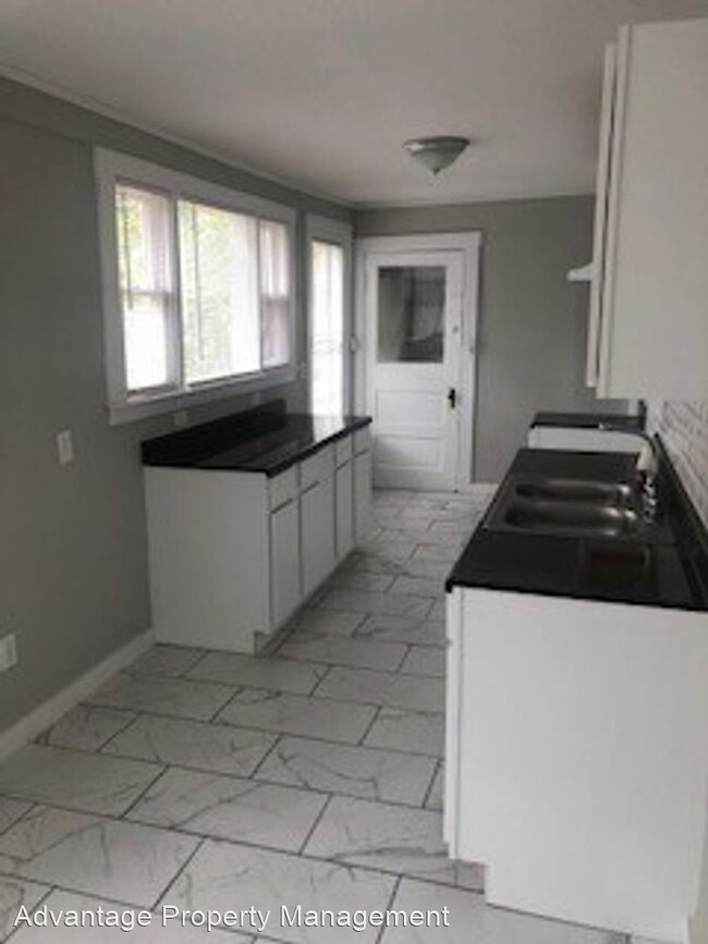 Foto del edificio - 3 br, 1 bath House - 1199 Azalia St.