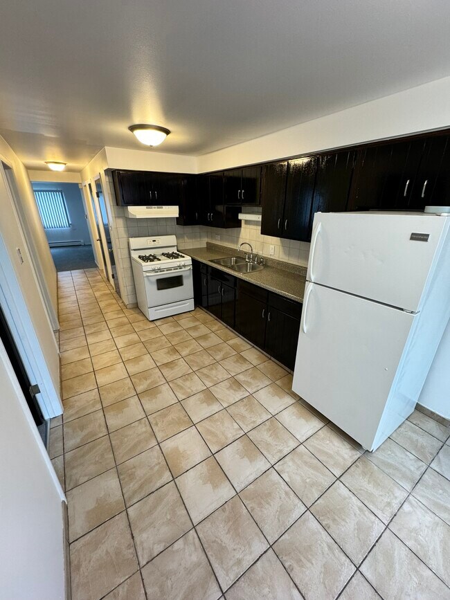 Foto del edificio - 3910 W 124th St
