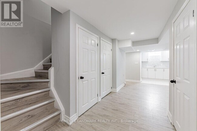 Photo du bâtiment - 45 Redbud St