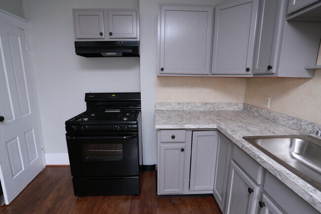 Foto del edificio - 402 N 8th St